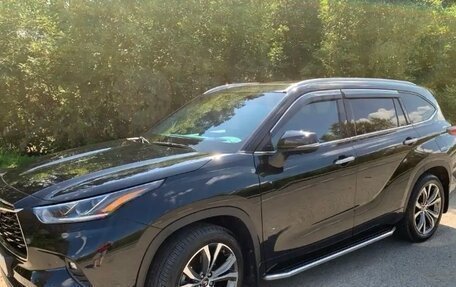 Toyota Highlander, 2023 год, 9 300 000 рублей, 7 фотография