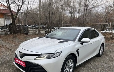 Toyota Camry, 2019 год, 1 900 000 рублей, 1 фотография