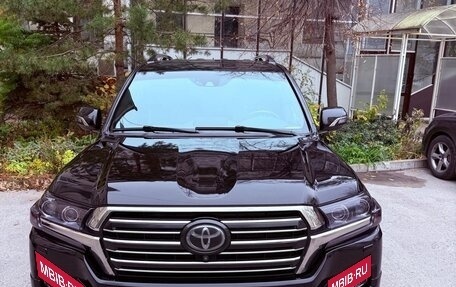 Toyota Land Cruiser 200, 2018 год, 6 650 000 рублей, 15 фотография