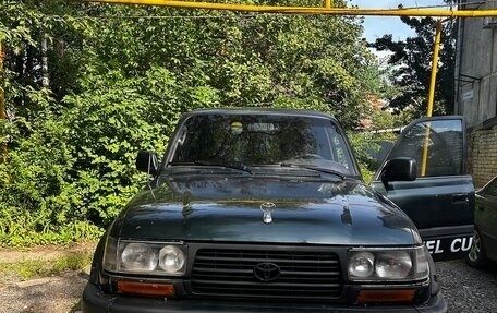 Toyota Land Cruiser 80 рестайлинг, 1996 год, 915 000 рублей, 2 фотография