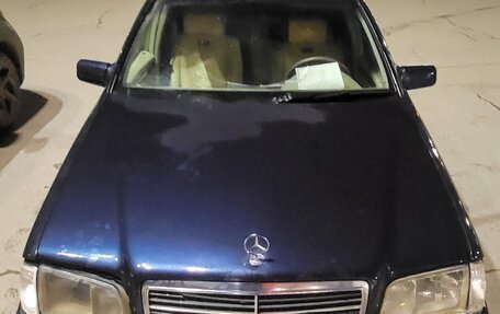 Mercedes-Benz C-Класс, 1993 год, 200 000 рублей, 1 фотография