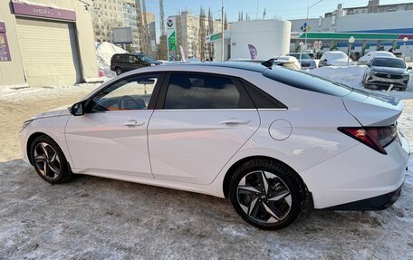 Hyundai Elantra, 2021 год, 1 880 000 рублей, 3 фотография