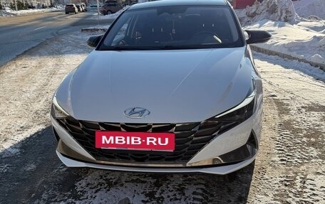 Hyundai Elantra, 2021 год, 1 880 000 рублей, 5 фотография