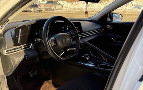 Hyundai Elantra, 2021 год, 1 880 000 рублей, 17 фотография