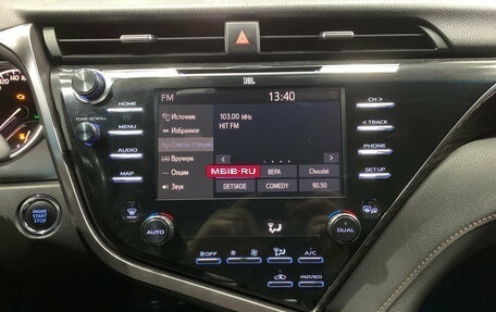 Toyota Camry, 2018 год, 2 730 000 рублей, 14 фотография