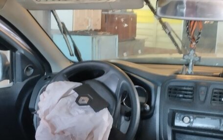 Renault Logan II, 2014 год, 270 000 рублей, 9 фотография