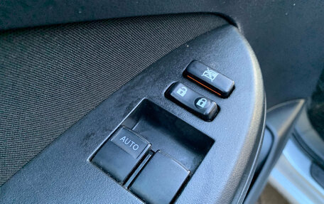 Toyota Corolla, 2011 год, 819 000 рублей, 11 фотография