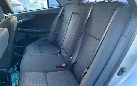 Toyota Corolla, 2011 год, 819 000 рублей, 16 фотография