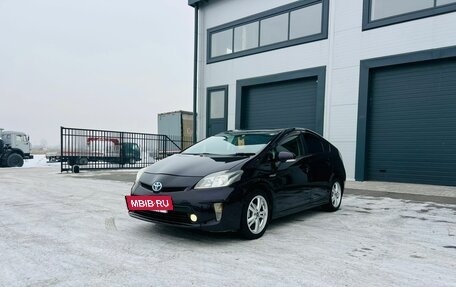 Toyota Prius, 2012 год, 1 229 000 рублей, 2 фотография