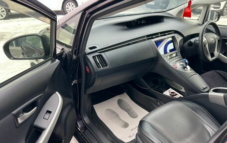 Toyota Prius, 2012 год, 1 229 000 рублей, 12 фотография