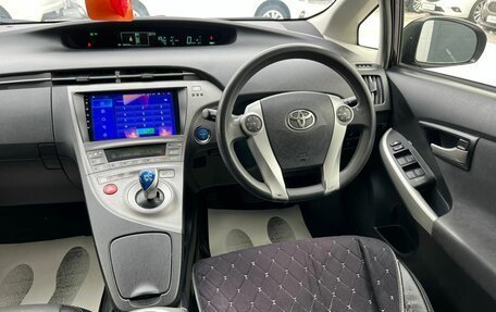 Toyota Prius, 2012 год, 1 229 000 рублей, 15 фотография
