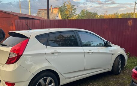 Hyundai Solaris II рестайлинг, 2012 год, 700 000 рублей, 1 фотография