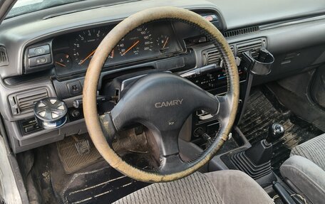 Toyota Camry, 1989 год, 320 000 рублей, 5 фотография