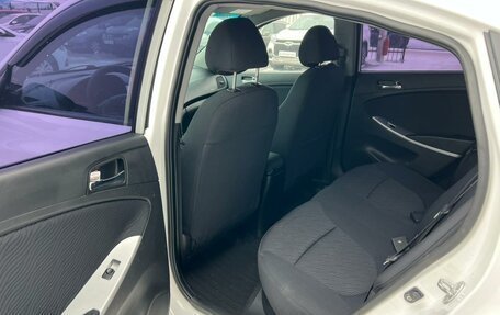 Hyundai Solaris II рестайлинг, 2012 год, 999 000 рублей, 18 фотография