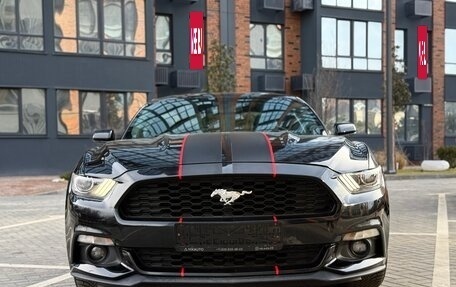 Ford Mustang VI рестайлинг, 2016 год, 2 470 000 рублей, 4 фотография