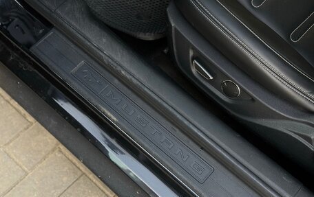 Ford Mustang VI рестайлинг, 2016 год, 2 470 000 рублей, 19 фотография