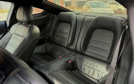 Ford Mustang VI рестайлинг, 2016 год, 2 470 000 рублей, 20 фотография