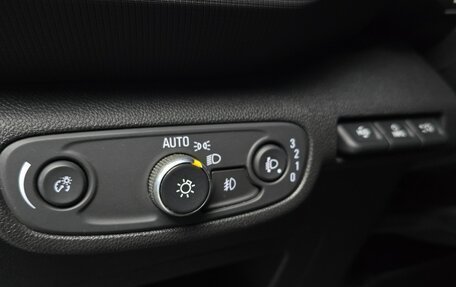 Chevrolet TrailBlazer, 2022 год, 1 980 002 рублей, 12 фотография