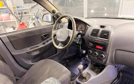 Hyundai Accent II, 2005 год, 257 000 рублей, 7 фотография