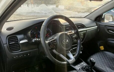 KIA Rio IV, 2018 год, 800 000 рублей, 5 фотография