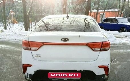 KIA Rio IV, 2018 год, 800 000 рублей, 2 фотография