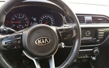 KIA Rio IV, 2018 год, 800 000 рублей, 7 фотография