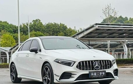 Mercedes-Benz A-Класс, 2022 год, 1 840 002 рублей, 2 фотография