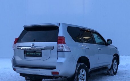 Toyota Land Cruiser Prado 150 рестайлинг 2, 2011 год, 2 400 000 рублей, 5 фотография