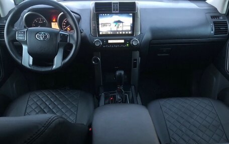 Toyota Land Cruiser Prado 150 рестайлинг 2, 2011 год, 2 400 000 рублей, 12 фотография