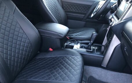 Toyota Land Cruiser Prado 150 рестайлинг 2, 2011 год, 2 400 000 рублей, 10 фотография