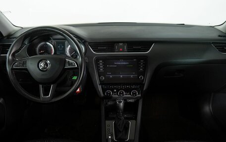 Skoda Octavia, 2020 год, 1 880 000 рублей, 7 фотография