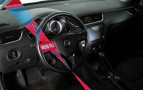 Skoda Octavia, 2020 год, 1 880 000 рублей, 5 фотография