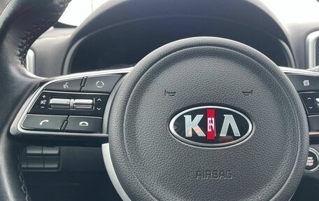 KIA Sportage IV рестайлинг, 2020 год, 2 450 000 рублей, 17 фотография