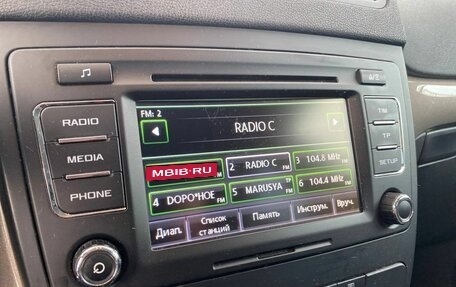 Skoda Yeti I рестайлинг, 2014 год, 988 000 рублей, 17 фотография