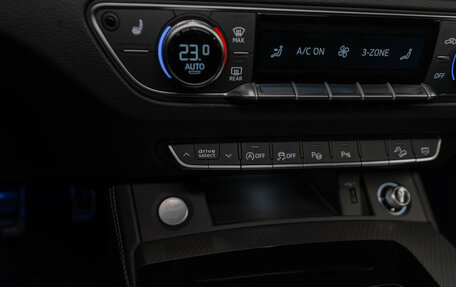 Audi Q5, 2025 год, 6 300 000 рублей, 23 фотография