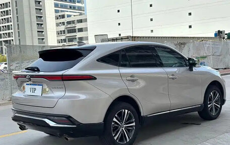Toyota Venza, 2024 год, 3 900 000 рублей, 4 фотография