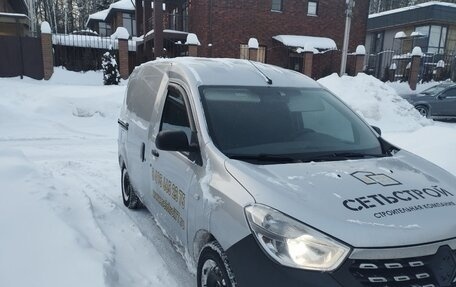 Renault Dokker, 2018 год, 750 000 рублей, 2 фотография