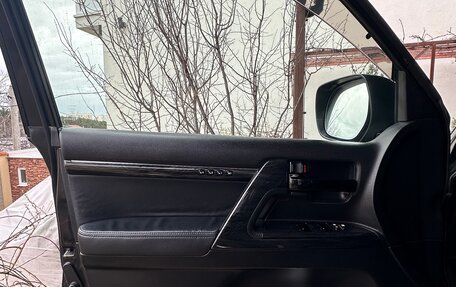 Toyota Land Cruiser 200, 2012 год, 4 500 000 рублей, 12 фотография