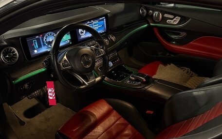 Mercedes-Benz E-Класс, 2017 год, 3 000 000 рублей, 6 фотография