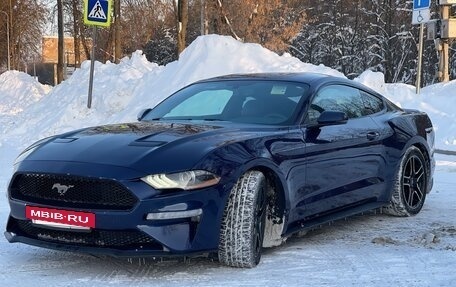 Ford Mustang VI рестайлинг, 2018 год, 2 600 000 рублей, 5 фотография