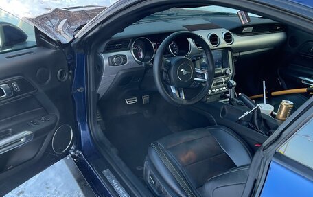 Ford Mustang VI рестайлинг, 2018 год, 2 600 000 рублей, 23 фотография