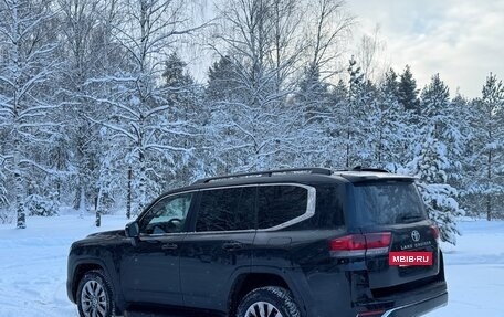 Toyota Land Cruiser, 2024 год, 13 700 000 рублей, 2 фотография