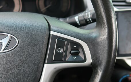 Hyundai Solaris II рестайлинг, 2012 год, 649 000 рублей, 27 фотография