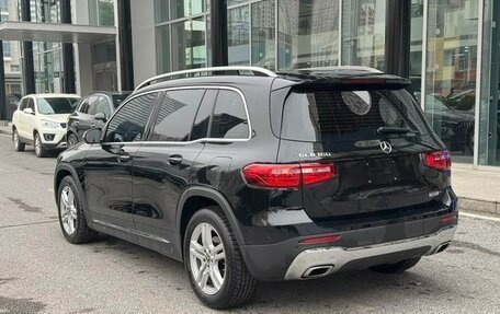 Mercedes-Benz GLB, 2022 год, 1 980 002 рублей, 3 фотография