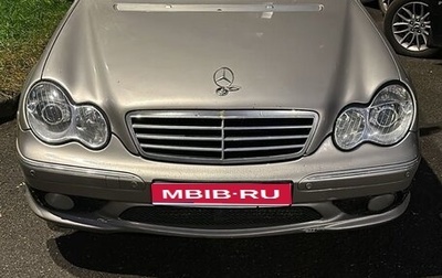 Mercedes-Benz C-Класс, 2004 год, 770 000 рублей, 1 фотография