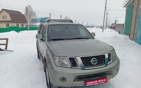 Nissan Pathfinder, 2013 год, 1 600 000 рублей, 1 фотография