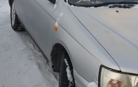 Nissan Bluebird XI, 2000 год, 235 000 рублей, 4 фотография