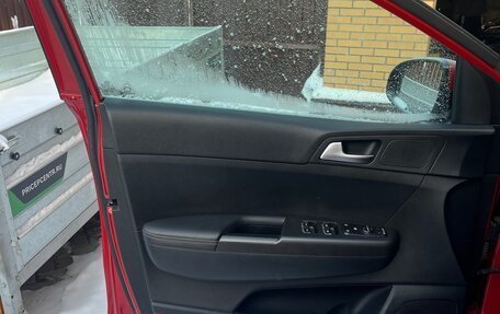 KIA Sportage IV рестайлинг, 2018 год, 2 480 000 рублей, 5 фотография