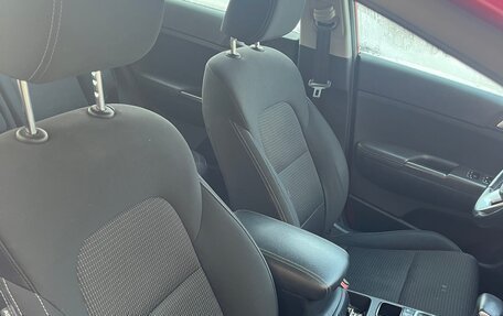 KIA Sportage IV рестайлинг, 2018 год, 2 480 000 рублей, 14 фотография