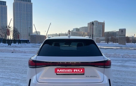 Lexus RX IV рестайлинг, 2023 год, 11 800 000 рублей, 3 фотография